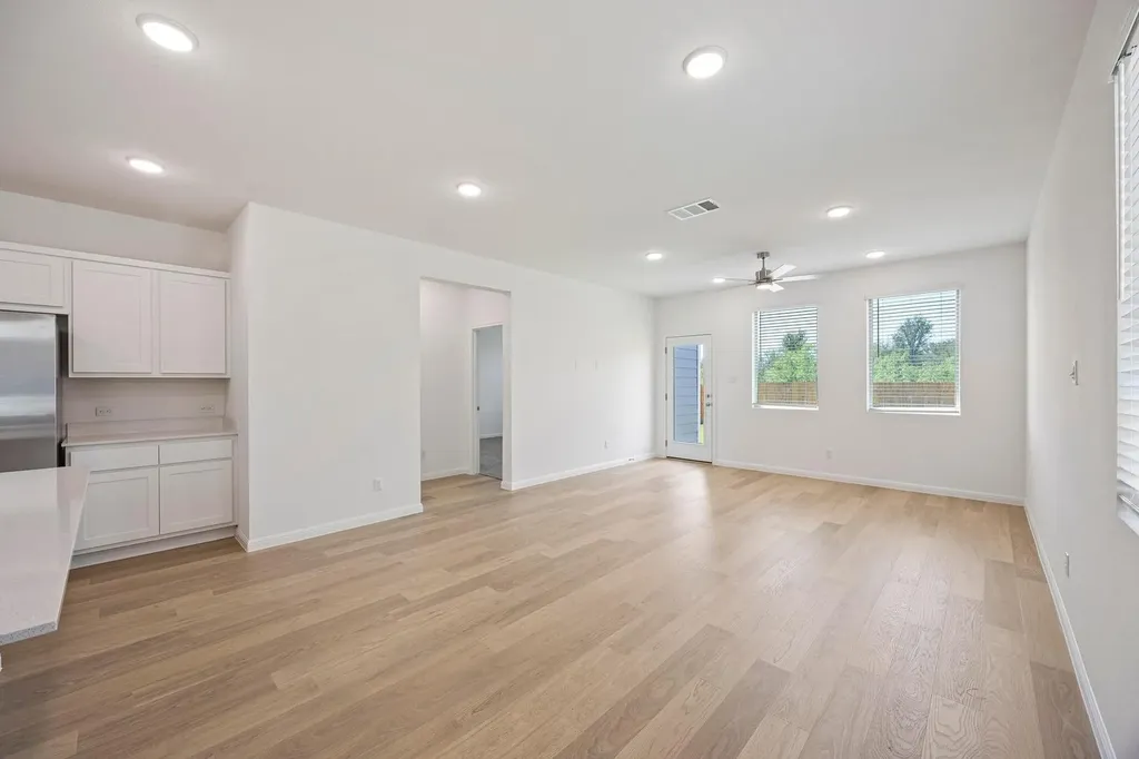 196 Hornet Street Elgin TX 78621