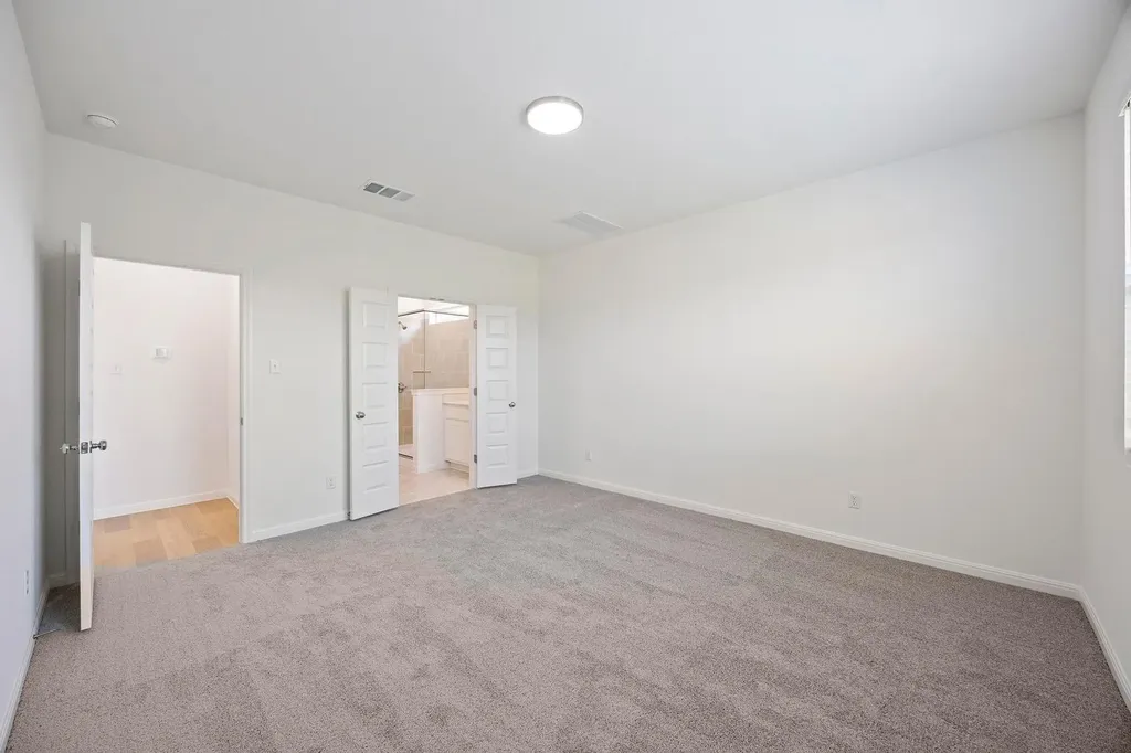 196 Hornet Street Elgin TX 78621