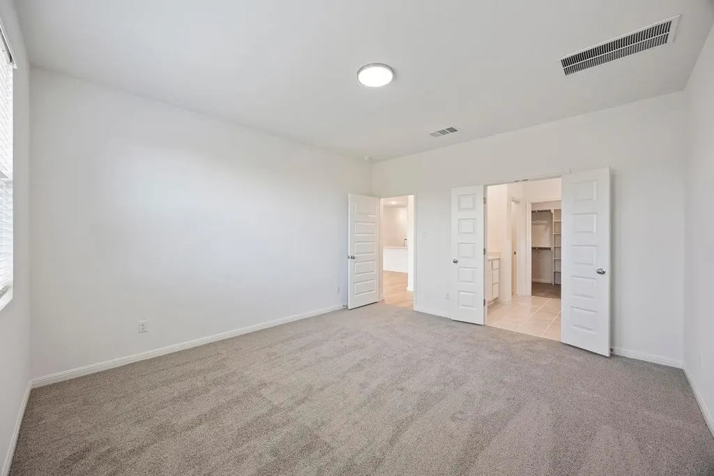 196 Hornet Street Elgin TX 78621