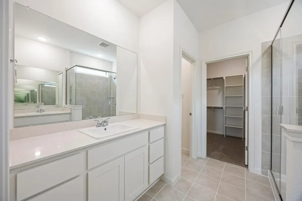 196 Hornet Street Elgin TX 78621