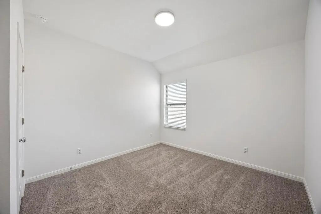 196 Hornet Street Elgin TX 78621