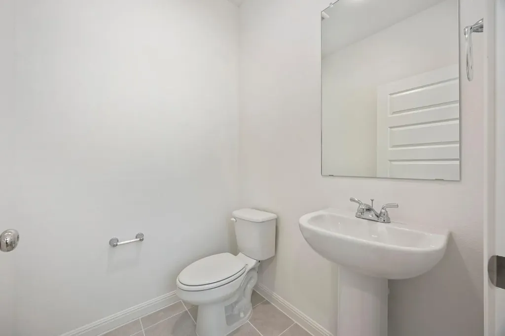 196 Hornet Street Elgin TX 78621