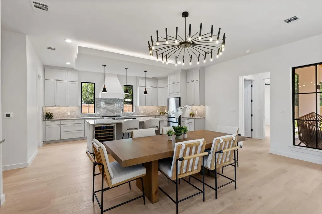 4513 Hank Avenue Austin TX 78745