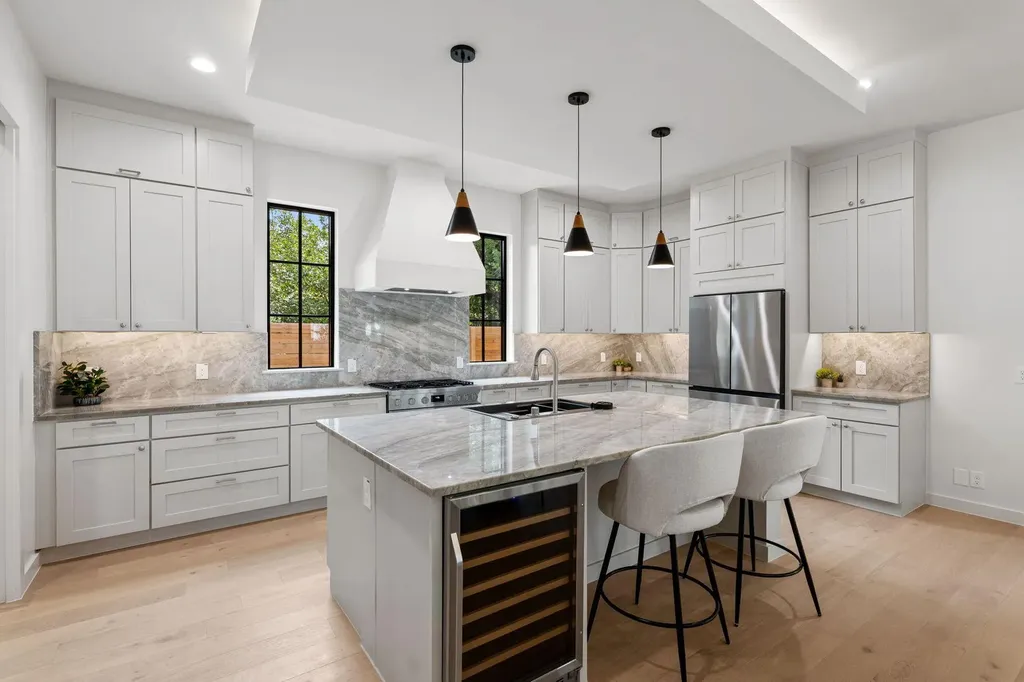 4513 Hank Avenue Austin TX 78745