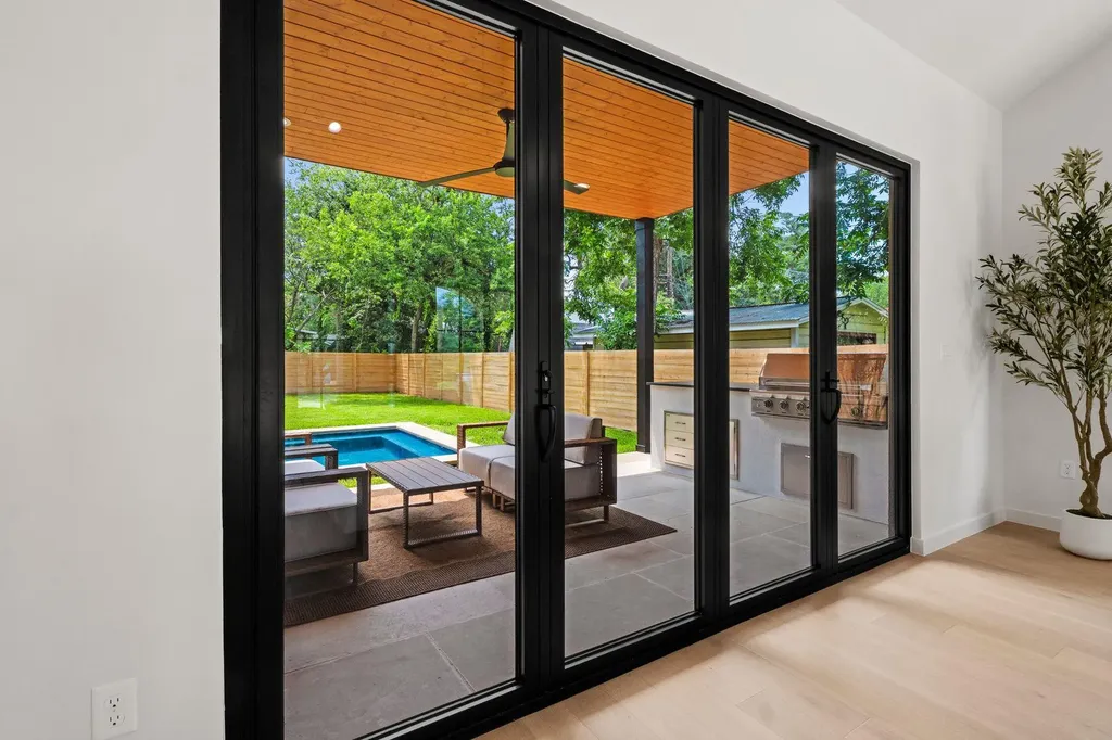 4513 Hank Avenue Austin TX 78745