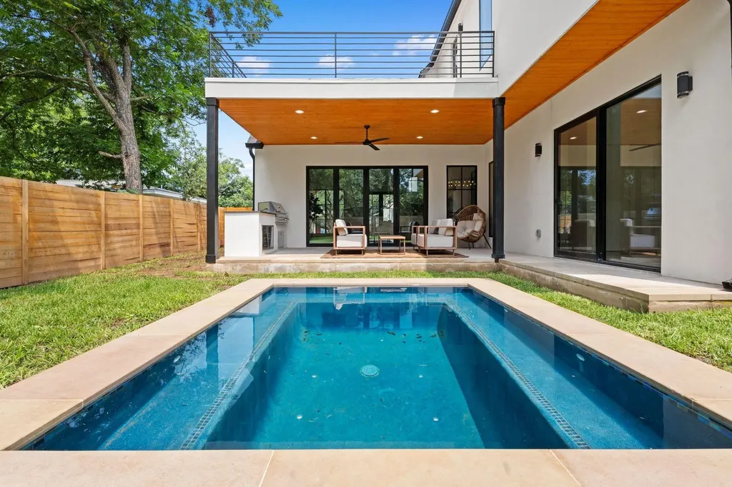 4513 Hank Avenue Austin TX 78745