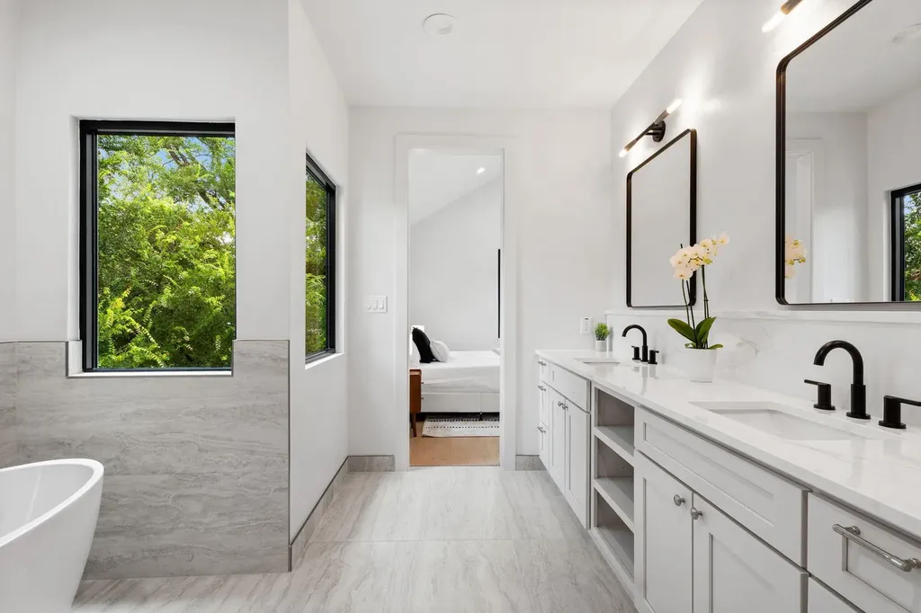 4513 Hank Avenue Austin TX 78745