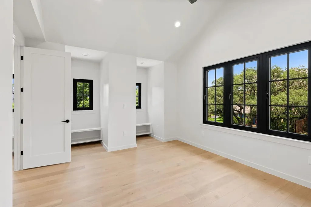 4513 Hank Avenue Austin TX 78745