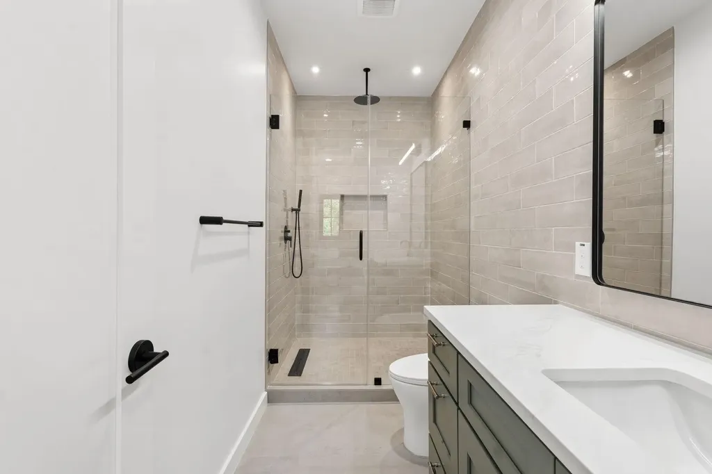4513 Hank Avenue Austin TX 78745