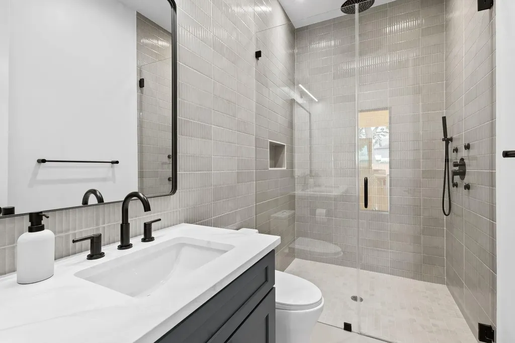 4513 Hank Avenue Austin TX 78745