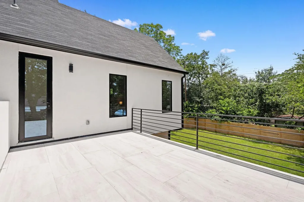 4513 Hank Avenue Austin TX 78745