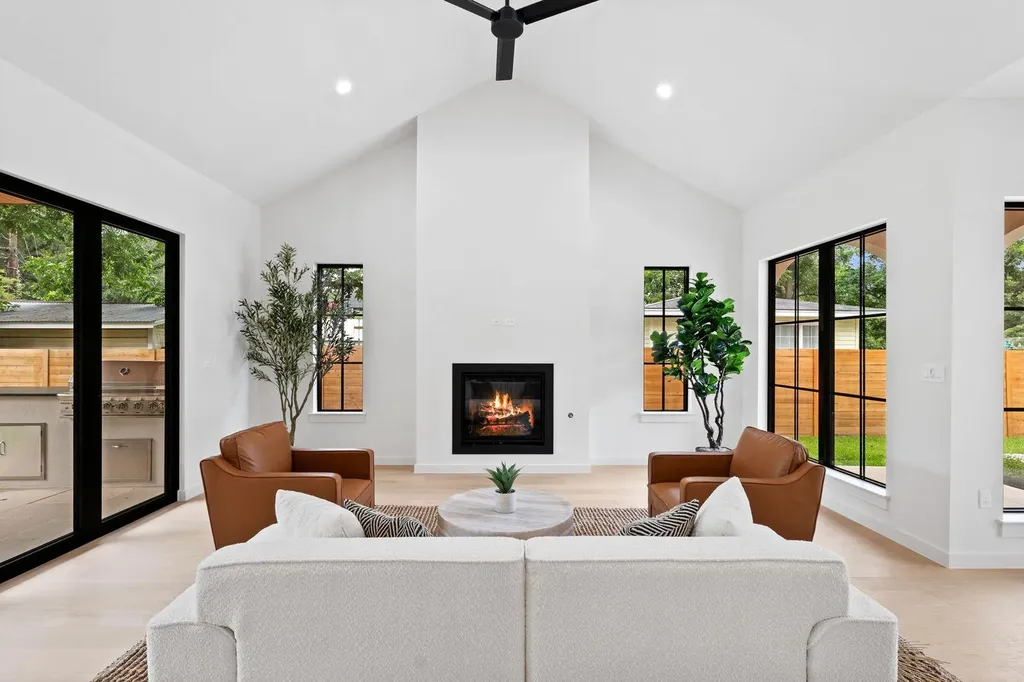 4513 Hank Avenue Austin TX 78745