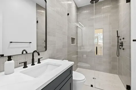 4513 Hank Avenue Austin TX 78745