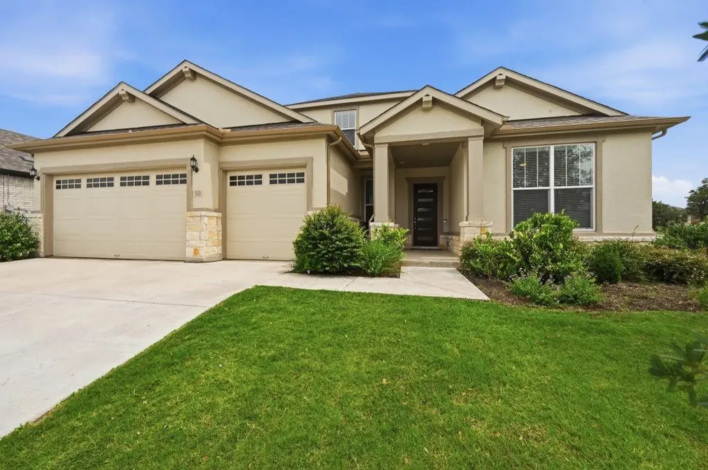 513 Barnhill Loop Dripping Springs TX 78620