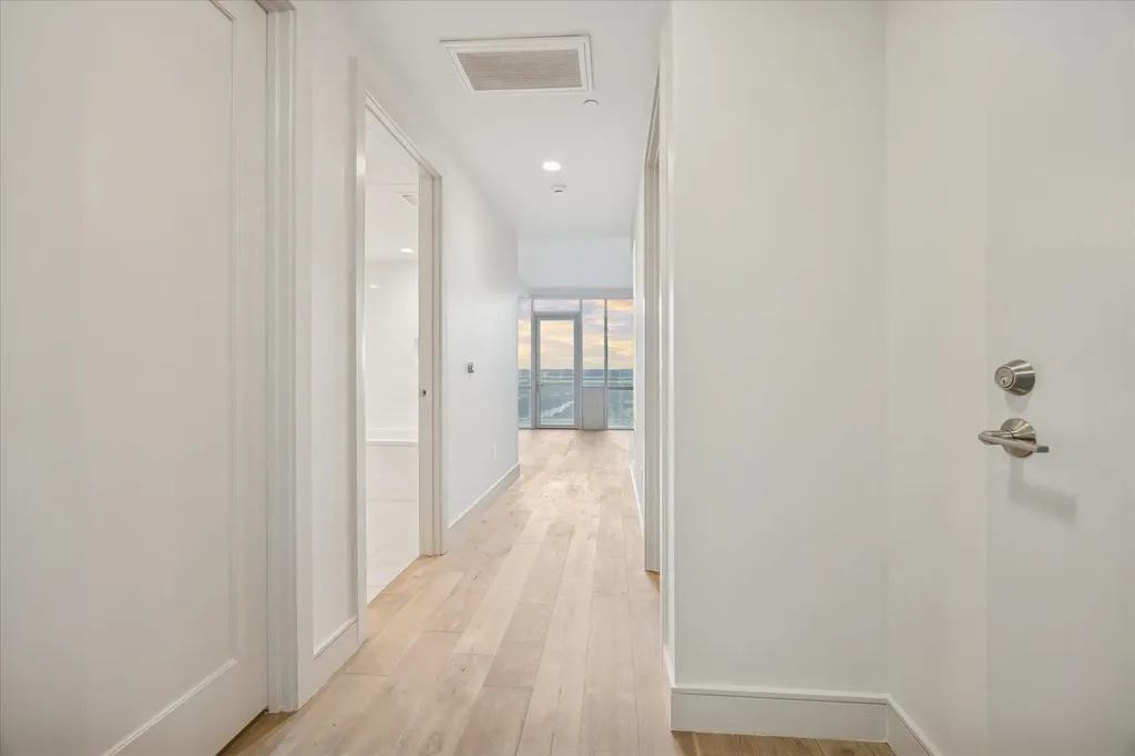 222 West Avenue Austin TX 78701