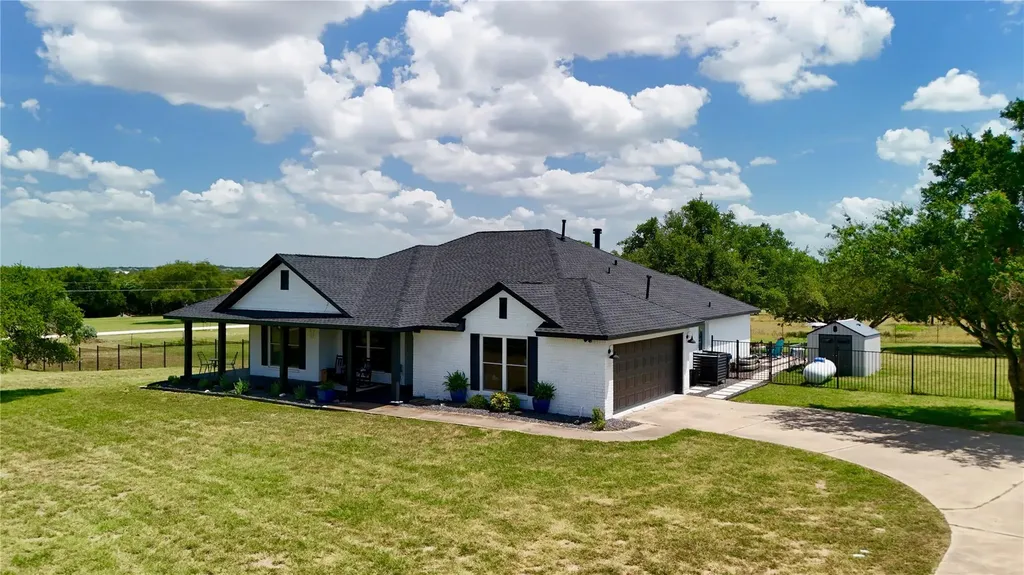410 Mustang Mesa Liberty Hill TX 78642