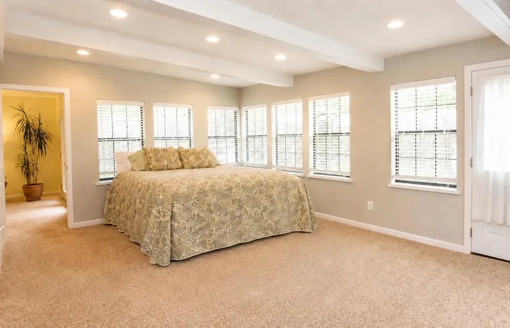 2107 Saratoga Drive Austin TX 78733