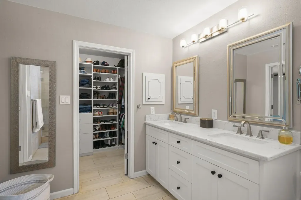 9909 Brandywine Circle Austin TX 78750