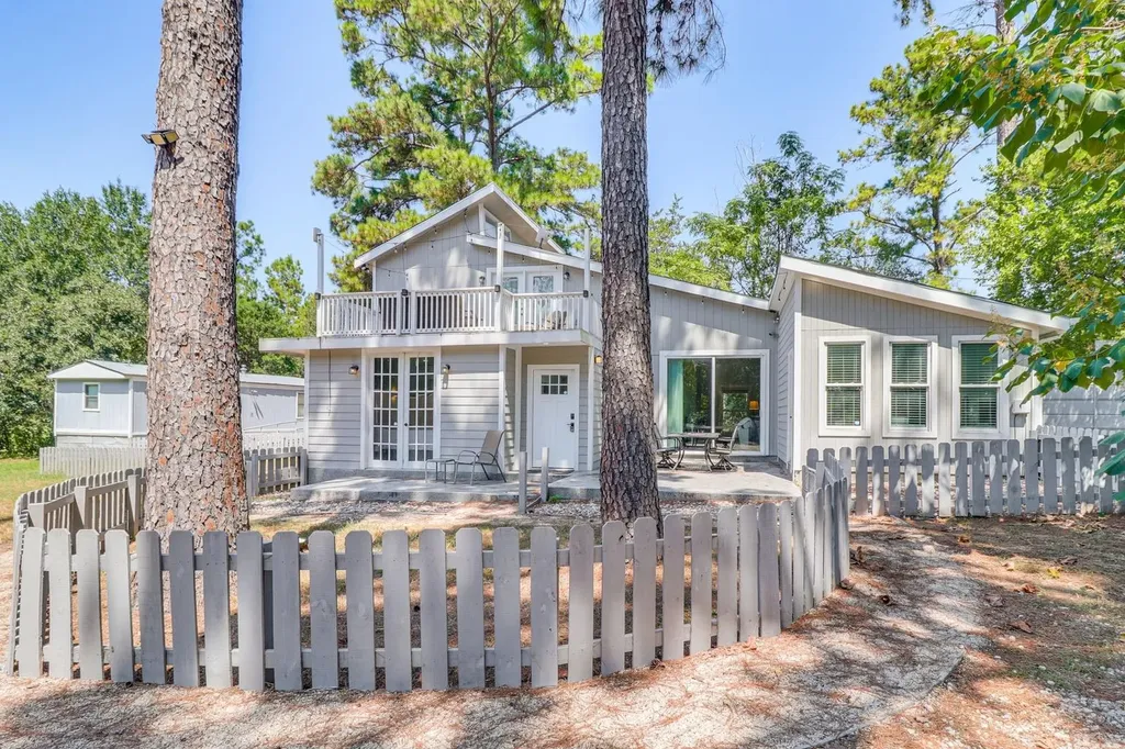 372 Plum Street Bastrop TX 78602