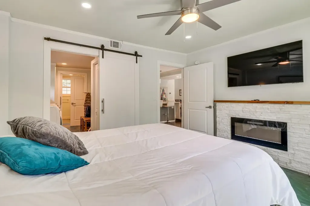 372 Plum Street Bastrop TX 78602