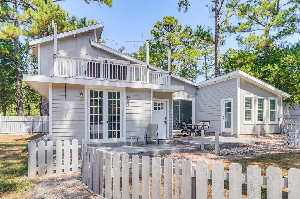 372 Plum Street Bastrop TX 78602