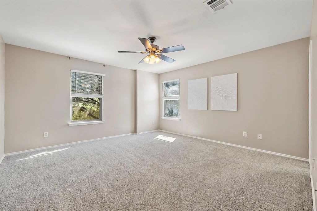 5705 Viewpoint Drive Austin TX 78744