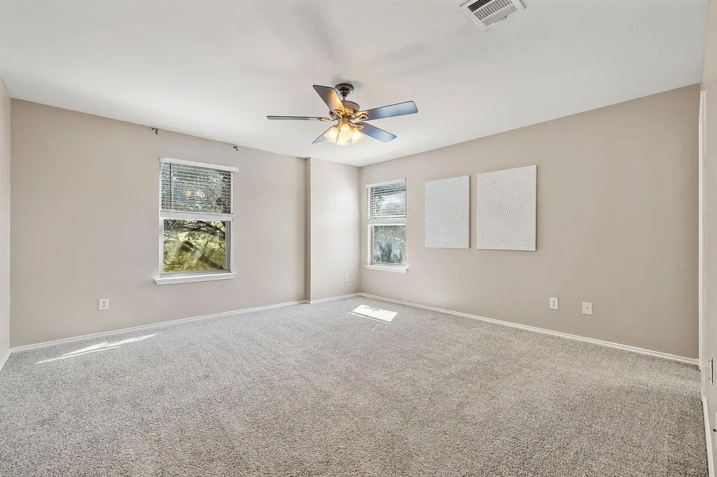 5705 Viewpoint Drive Austin TX 78744