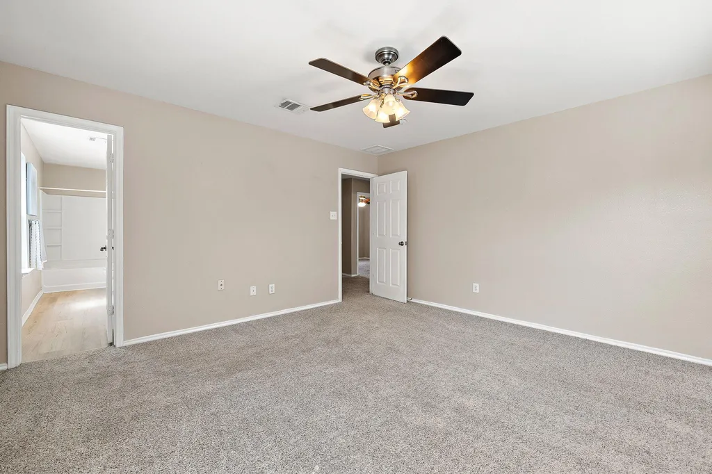 5705 Viewpoint Drive Austin TX 78744
