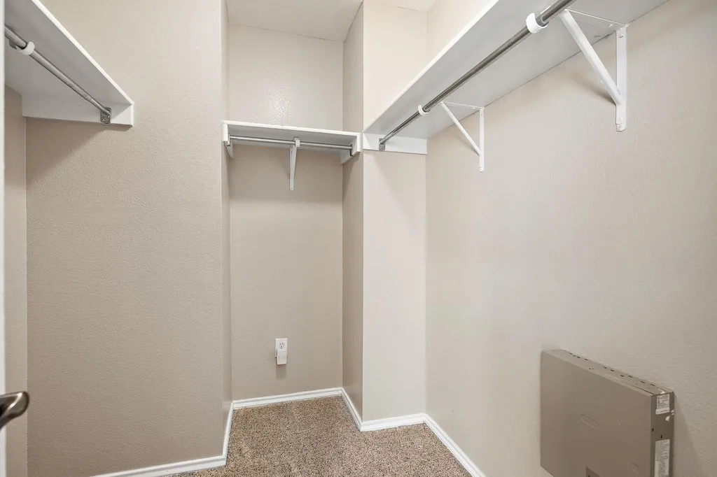 5705 Viewpoint Drive Austin TX 78744