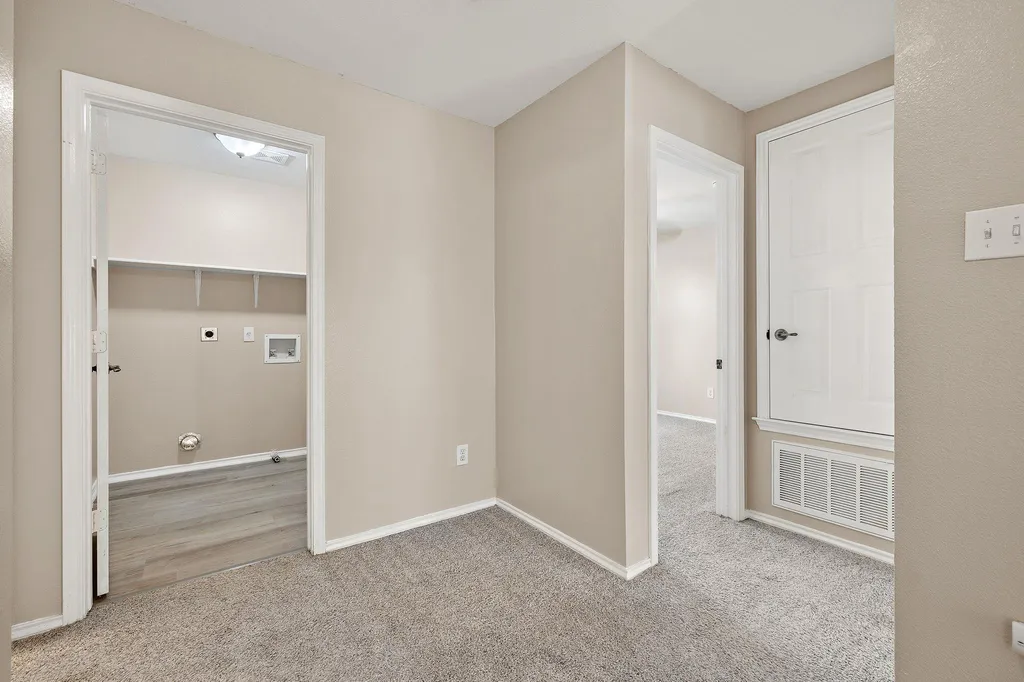 5705 Viewpoint Drive Austin TX 78744