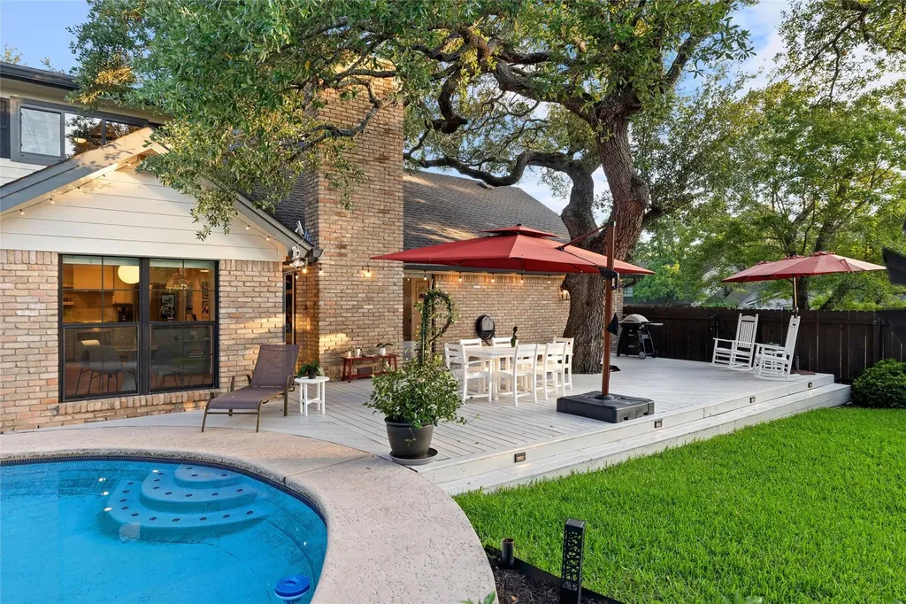 10721 Fountainbleu Circle Austin TX 78750