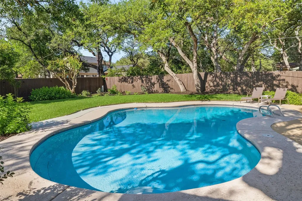 10721 Fountainbleu Circle Austin TX 78750