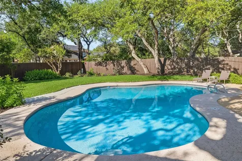 10721 Fountainbleu Circle Austin TX 78750