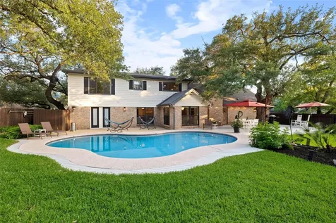 10721 Fountainbleu Circle Austin TX 78750