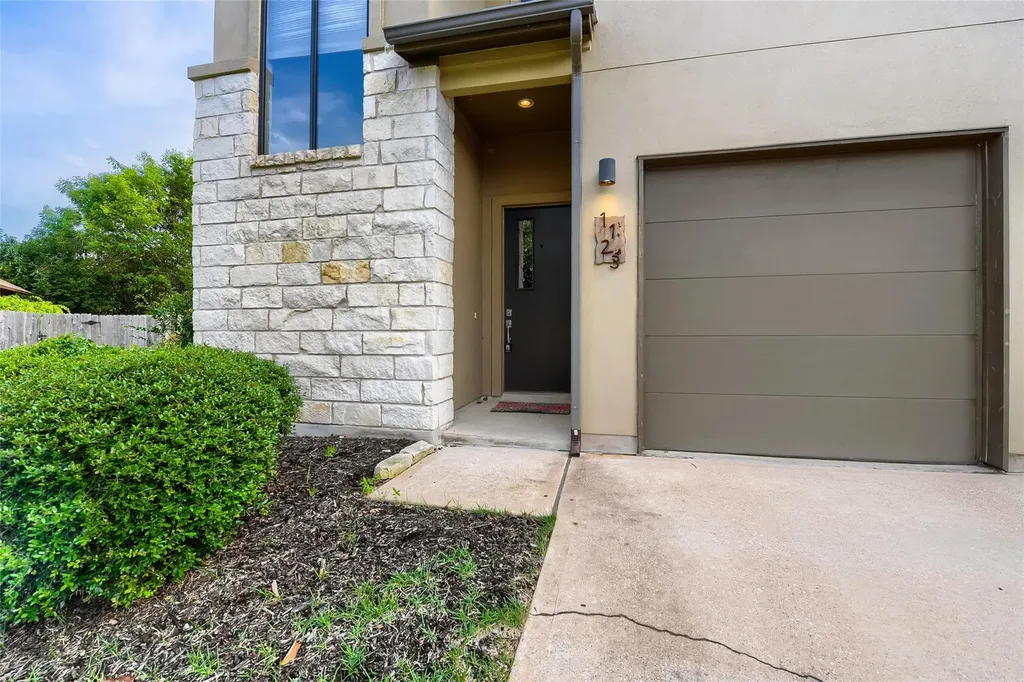 1123 Blair Way Austin TX 78704