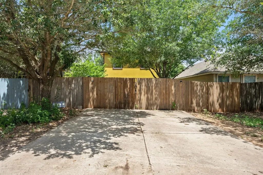 4529 Best Way Austin TX 78725