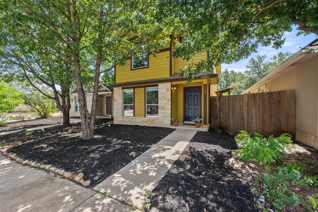 4529 Best Way Austin TX 78725
