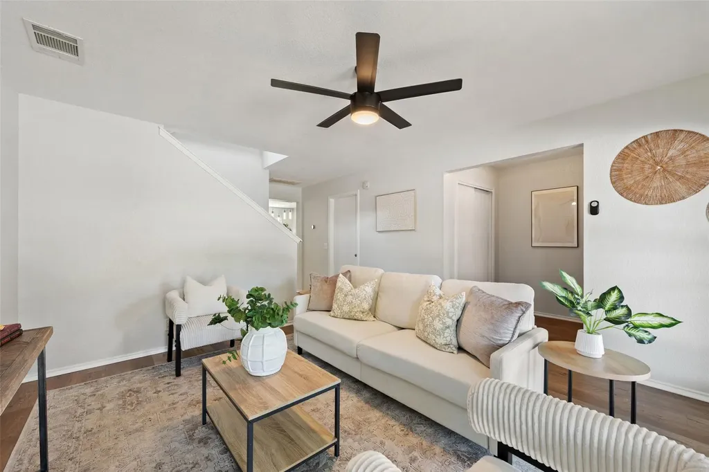 4529 Best Way Austin TX 78725