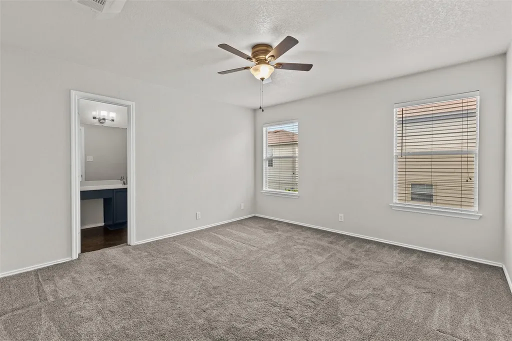 870 Barrel Point San Antonio TX 78251
