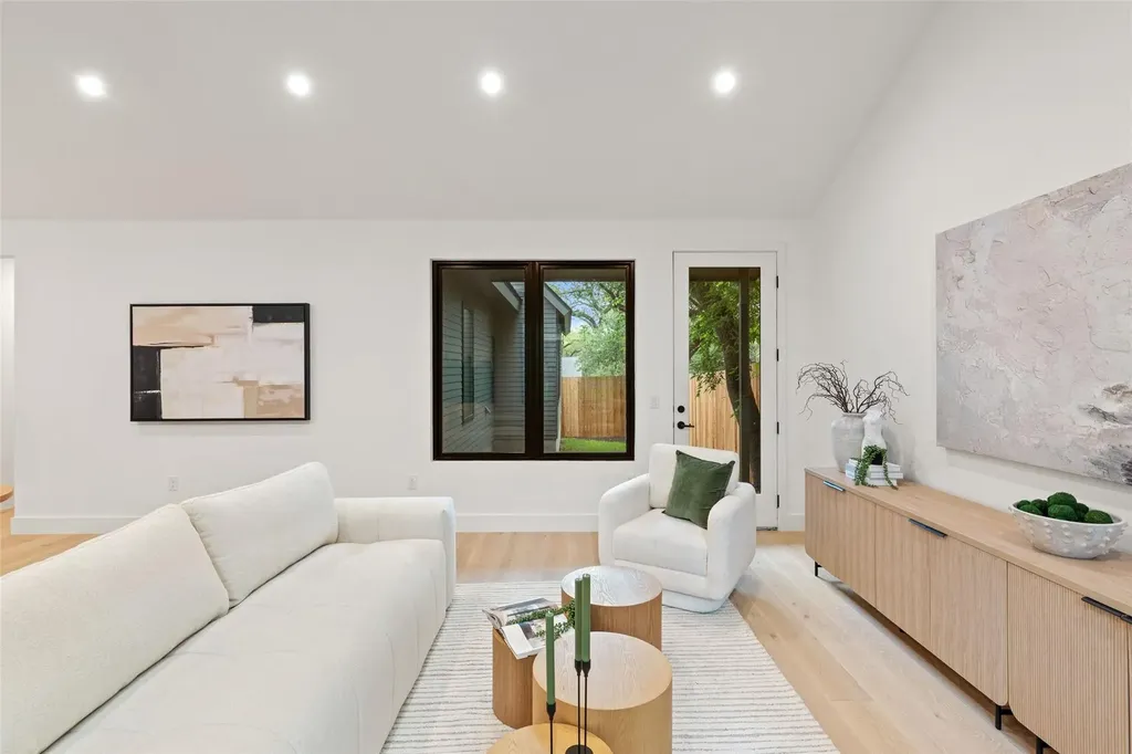 2611 Oak Crest Avenue Austin TX 78704