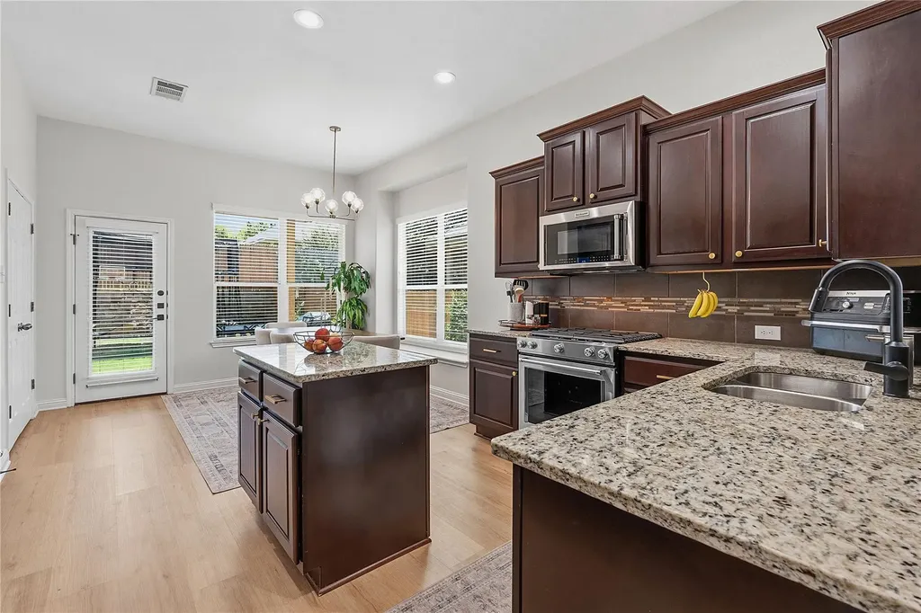 2851 Angelina Drive Round Rock TX 78665