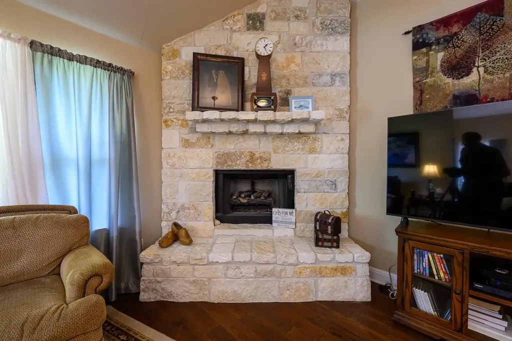 12904 Bismark Drive Austin TX 78748