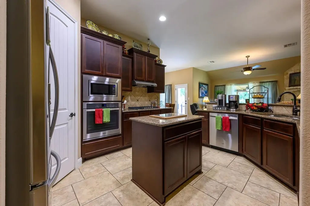 12904 Bismark Drive Austin TX 78748