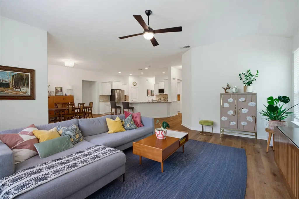10800 Owyhee View Austin TX 78754