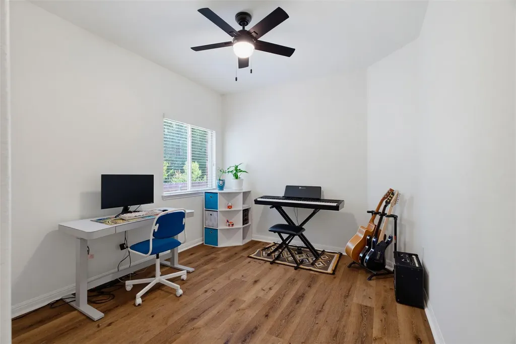 10800 Owyhee View Austin TX 78754