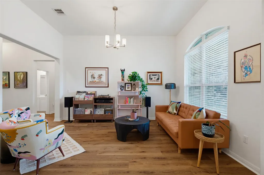 10800 Owyhee View Austin TX 78754