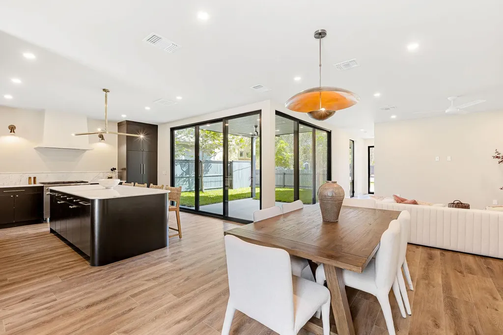 4414 Banister Lane Austin TX 78745