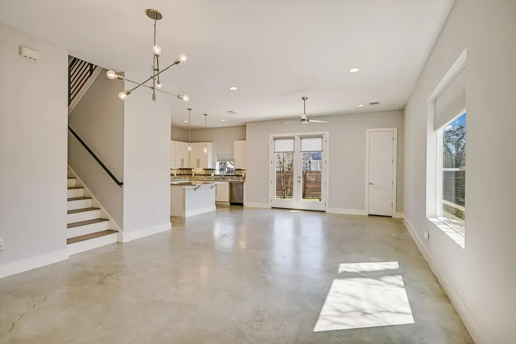 1131 Mason Avenue Austin TX 78721