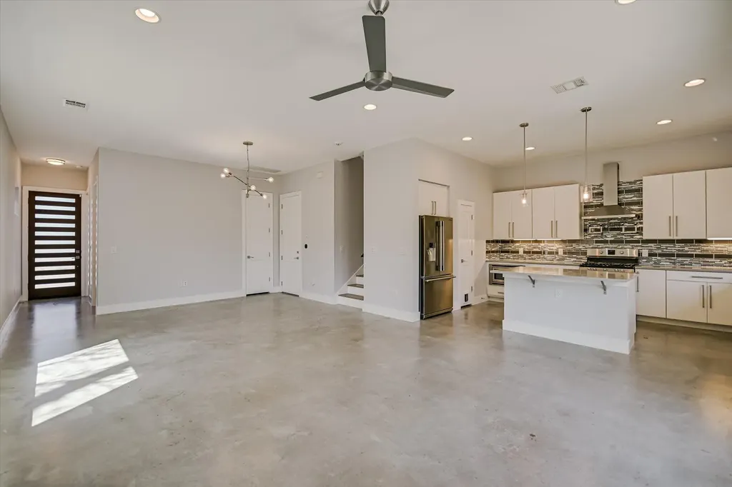 1131 Mason Avenue Austin TX 78721
