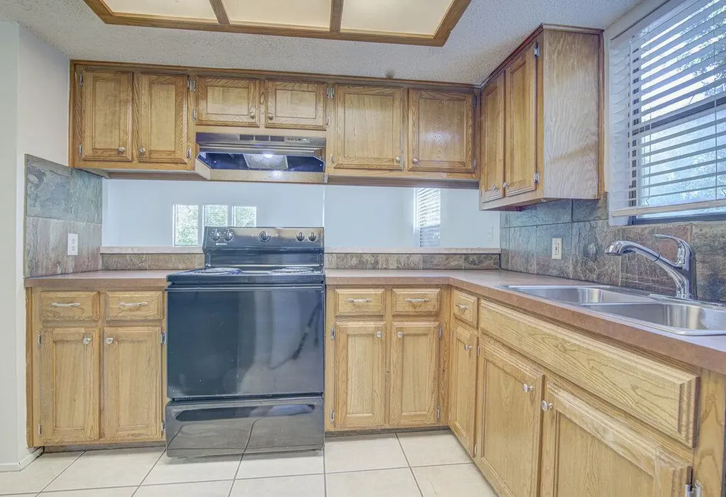 3560 Ranch Road 2222 Austin TX 78731